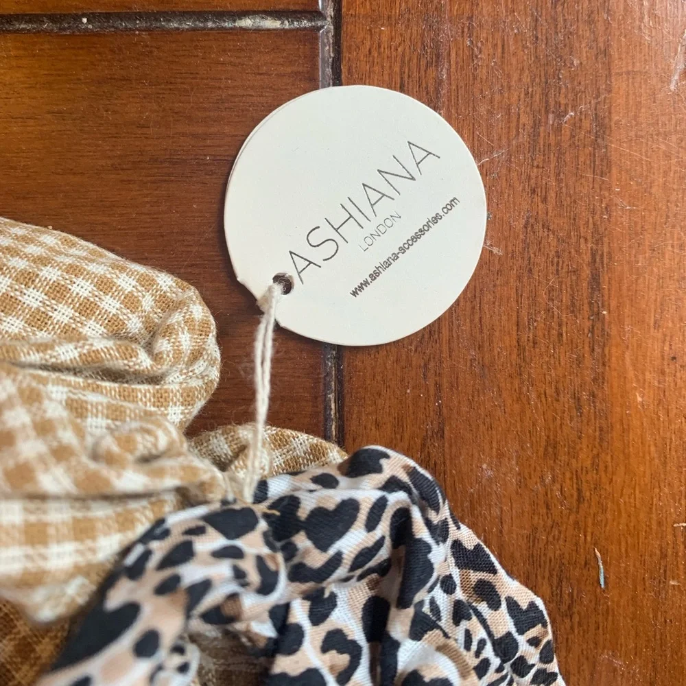 NWT Scrunchie Bundle - Picture 2 of 3